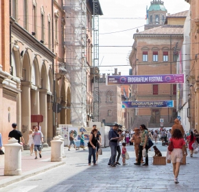 Biografilm striscioni bologna